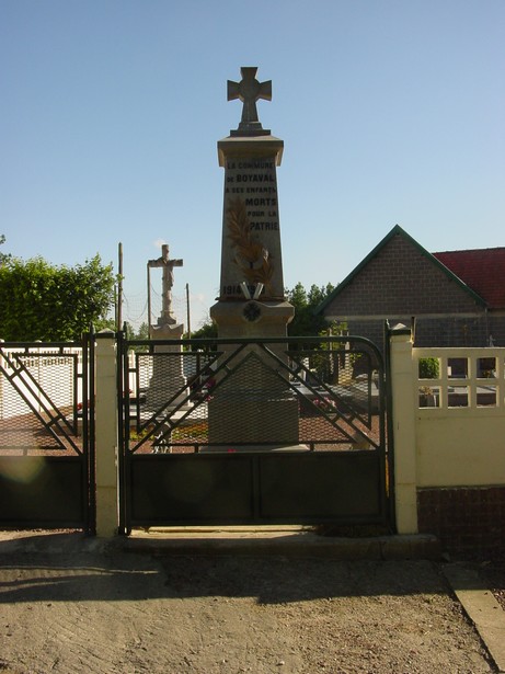 Le monument aux morts de BOYAVAL