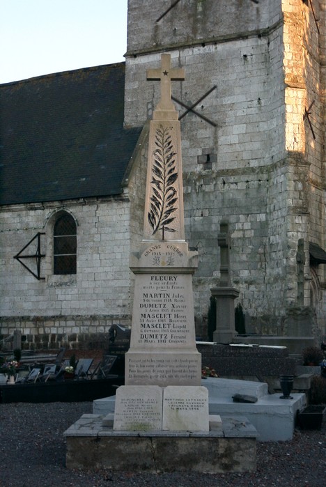 Le monument aux morts de FLEURY
