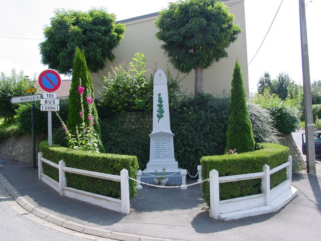 Le monument aux morts de MANIN