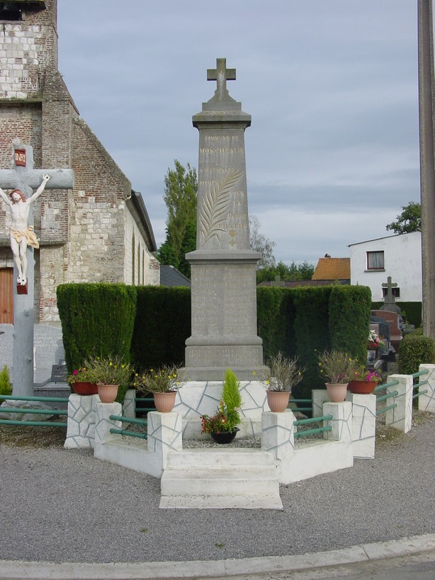 Le monument aux morts de MONCHEAUX-LES-FREVENT
