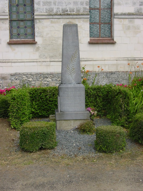 Le monument aux morts de NOYELLES-LES-HUMIERES