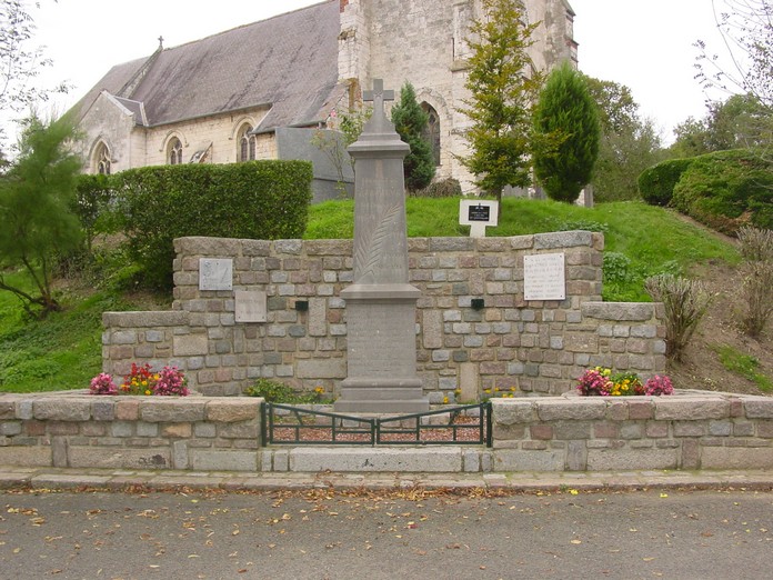 Le monument aux morts de REBREUVE-SUR-CANCHE