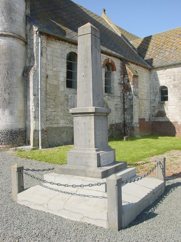 Le monument aux morts de TOLLENT
