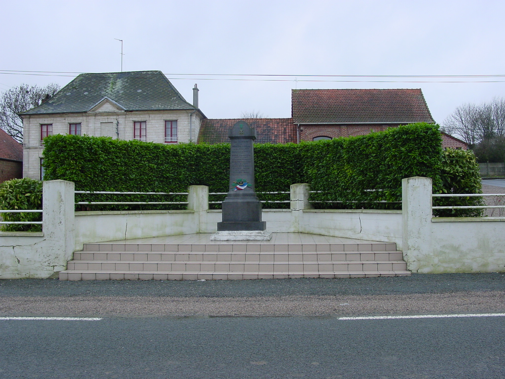 Monument aux morts de WAVRANS-SUR-TERNOISE